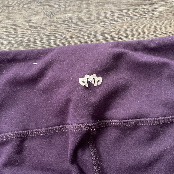 #15 cute dark purple leggings - Picture 4 of 4